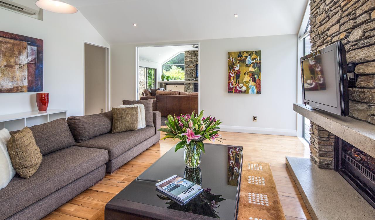 Riverview Retreat Holiday Home By Majordomo Queenstown Værelse billede