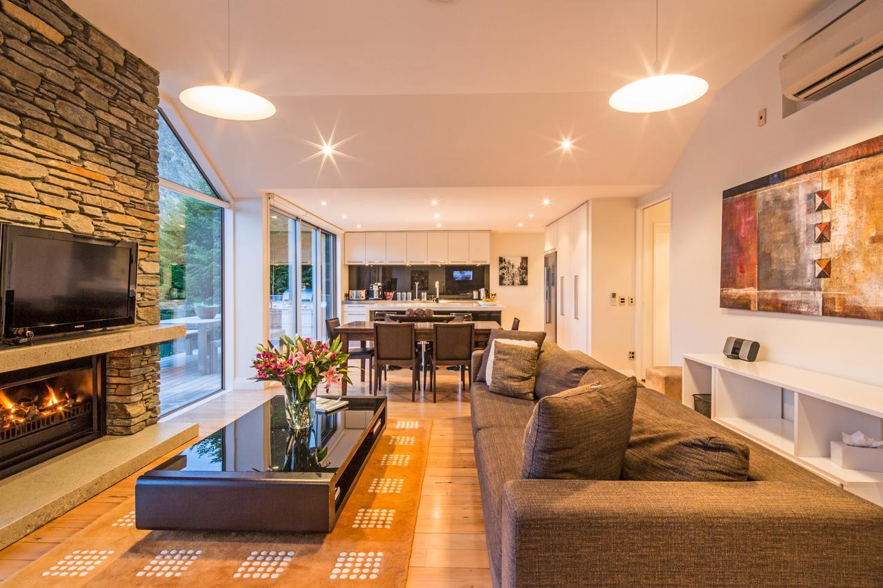 Riverview Retreat Holiday Home By Majordomo Queenstown Værelse billede